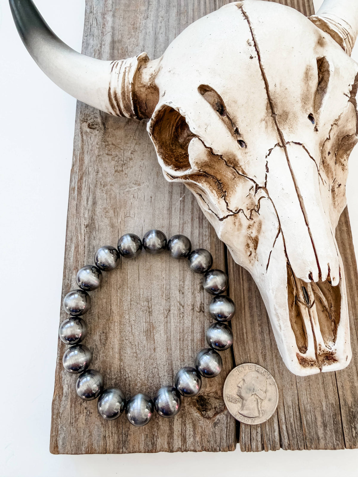 The Western Silver Pearl Stretch Bracelet