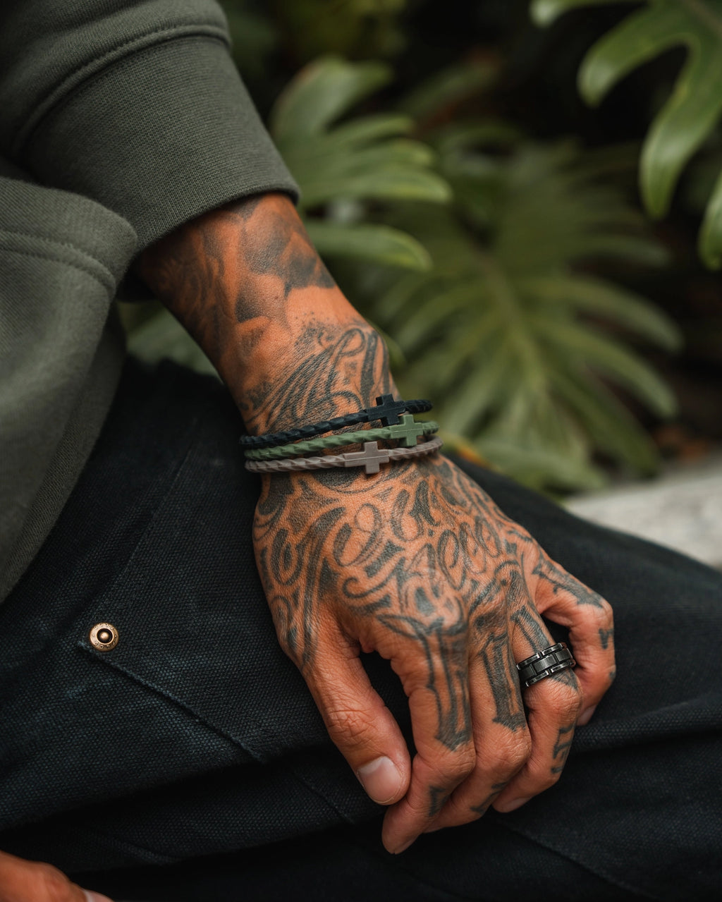 The Faith & Field Cross Bracelet Set